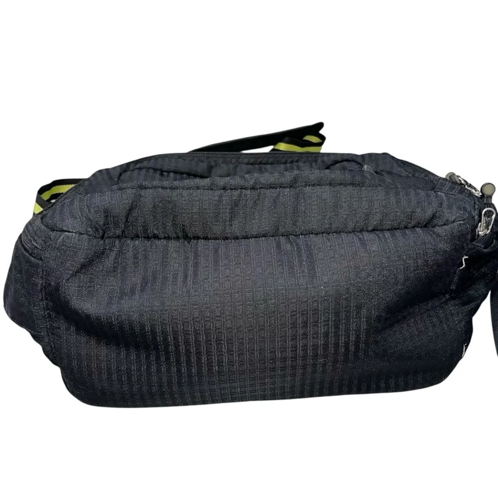 Patagonia Black Lightwire Briefcase Messenger Back Laptop Case